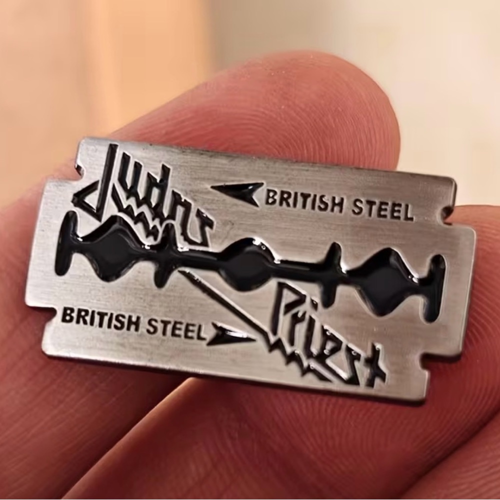 JUDAS PRIEST PIN Zinc Alloy Styled from 1980 Album “British Steel” 3 x 1.5cm NEW